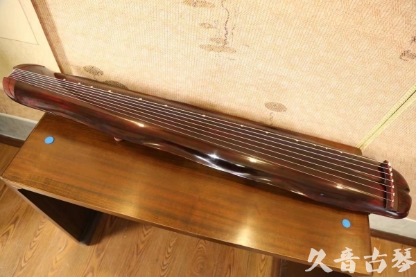 林芝地区●久音古琴  ●今日推荐  20230516【收藏级断纹蕉叶】