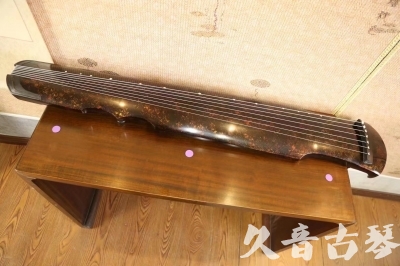 林芝地区●久音古琴  ●臻品推荐 20231106 [犀牛皮纹伏羲式]